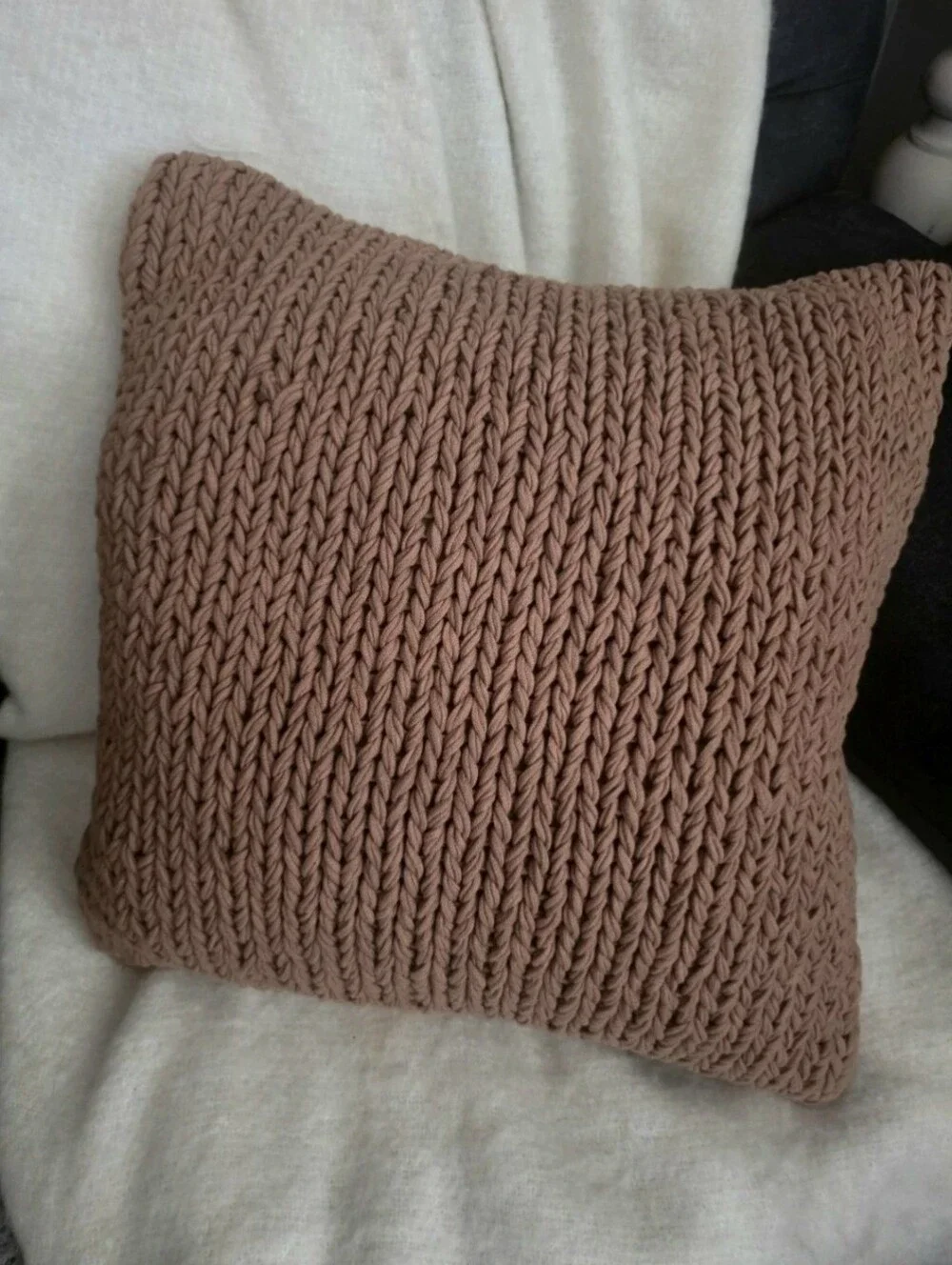 Pottery Barn - Chunky Sweater Hand-Knit Throw Pillow Cover, CLAY (Discontinued)